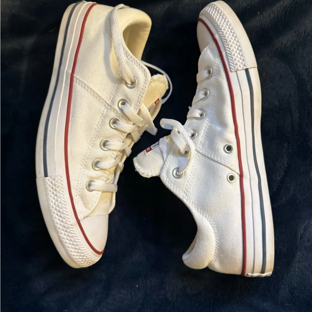 White Woman’s Converse Size 10 Sneakers - Picture 3 of 6